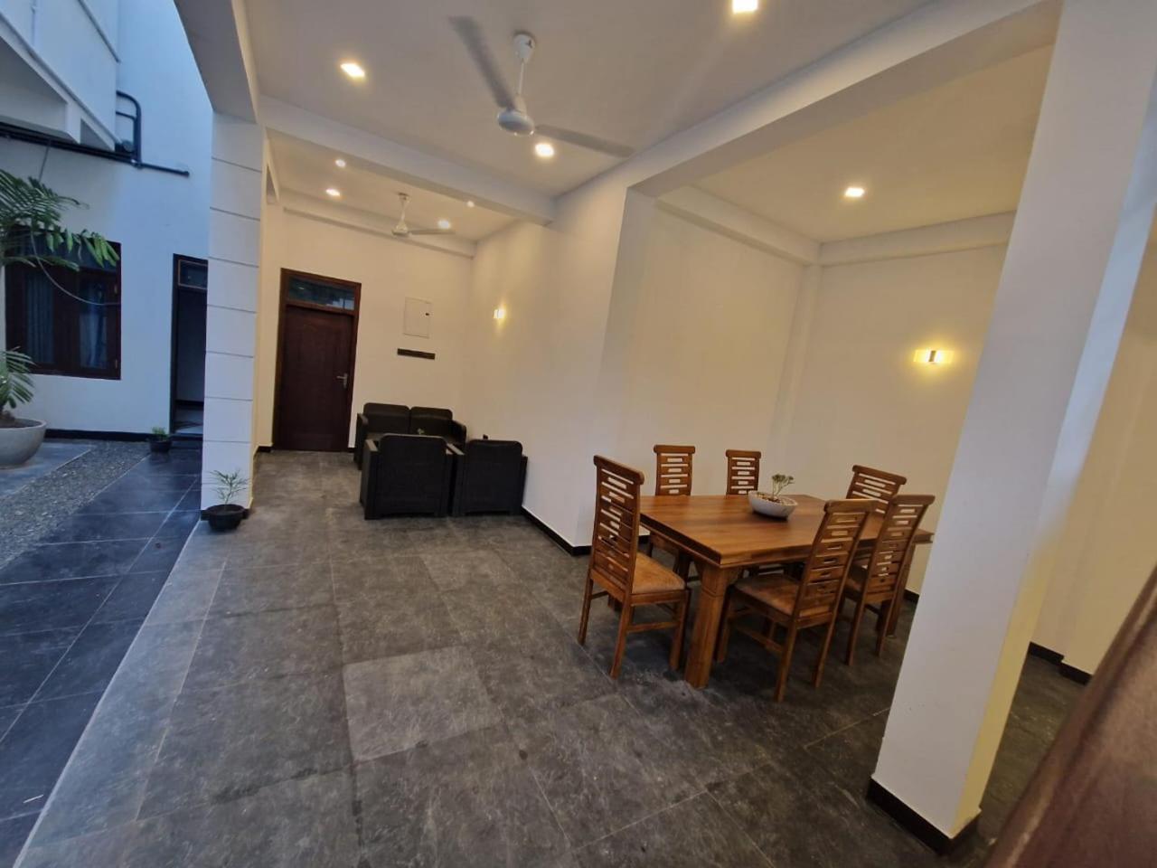 מיריסה Thithi'S Palace מראה חיצוני תמונה